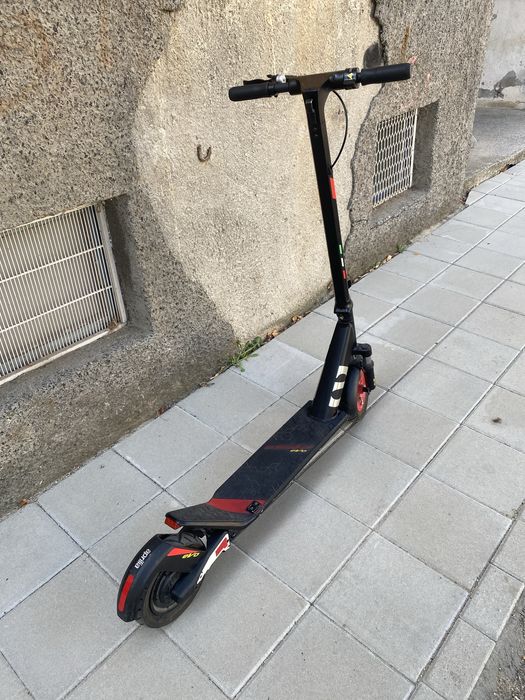 Електрическа тротинетка Aprilia eSR2 Evo