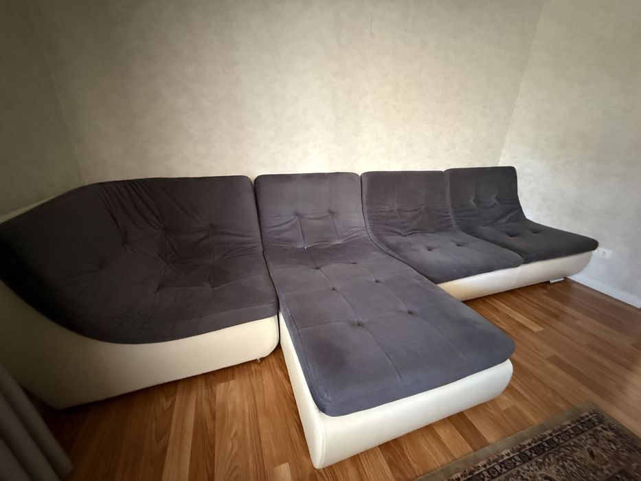 Продаю диван в отличном состоянии