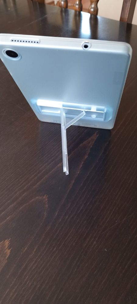 Таблет Lenovo tab M8
