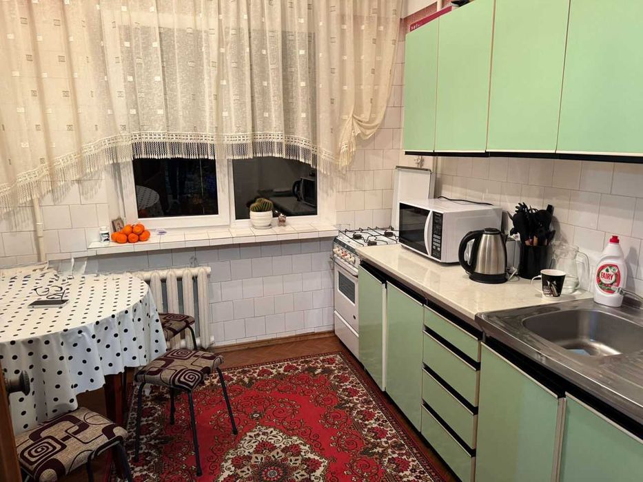 Дава се под наем Двустаен апартамент в София, Център - 57 кв.м за 350 € - Снимка #2