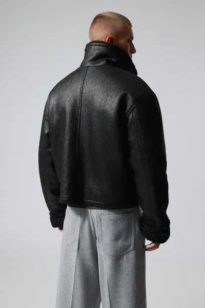 WEEKDAY , Мъжко - много дебело зимно яке
 Shearling Jacket , размер XL