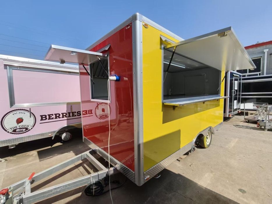 Стационарна Каравана за храна Чисто нова