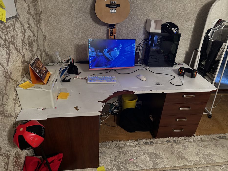 Стол угловой большой