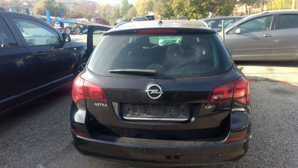 Opel Astra J 1.7 CDTI (125 кс) 2009, 2010, 2011, 2012 на части!