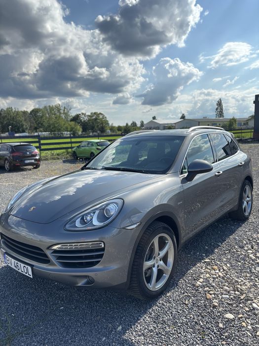 Porsche cayenne 3.0 D 2014 245 cai panoramic