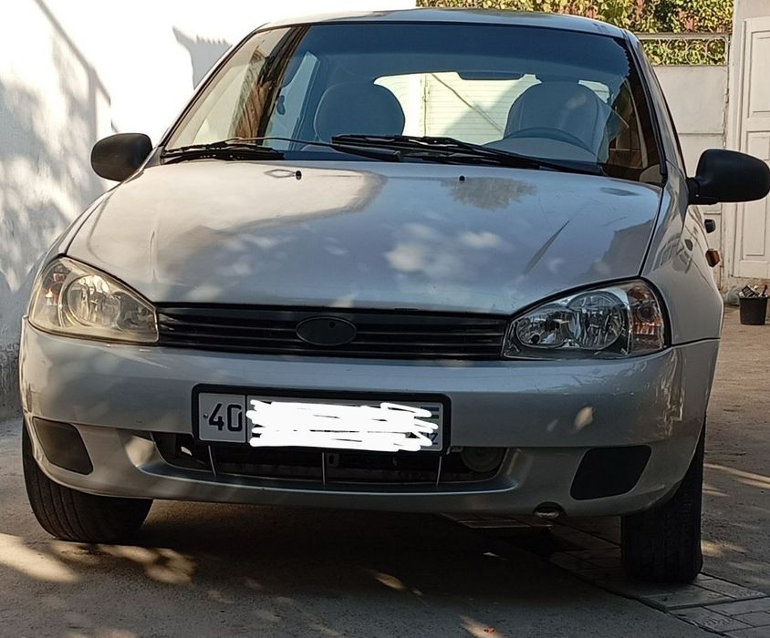 Lada Kalina 1 хейчбек сотилади Фаргона шахарда