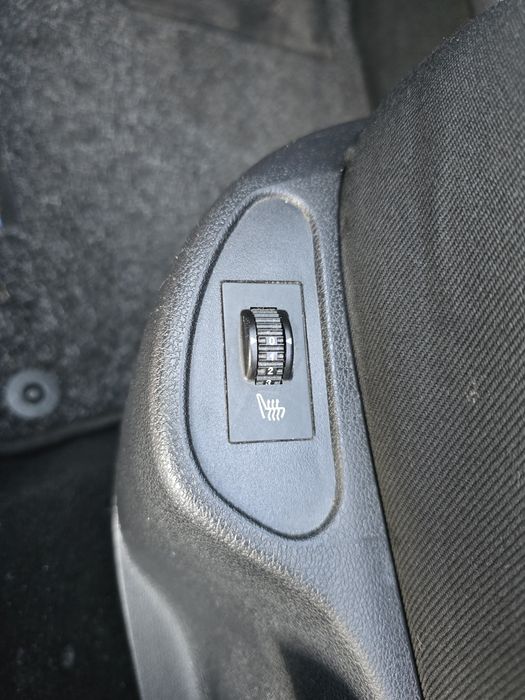 Puegot 308 - 1.6 benzina - 120 cp - 2009