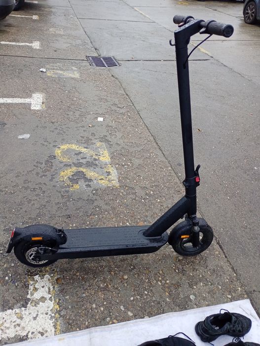 Trotineta electrica evo city