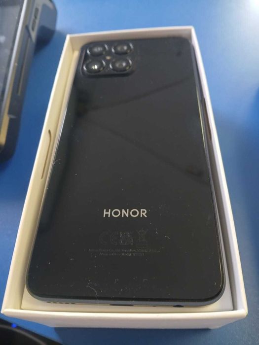 Honor X 8,128Gb  Ca nou