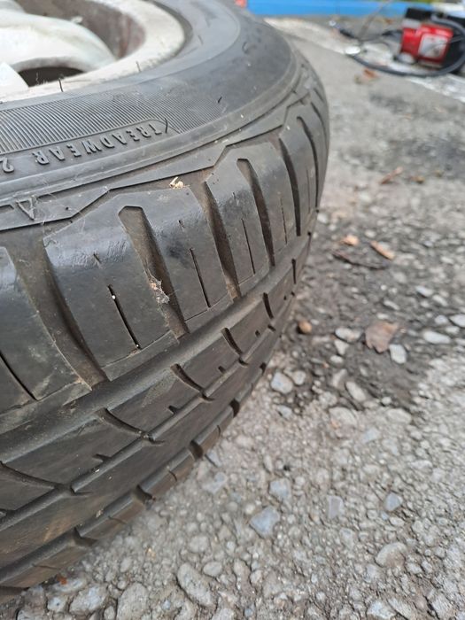 Opel Corsa C vand sau dezmembrez caiciucuri iarna vara 185/65/14 cauci