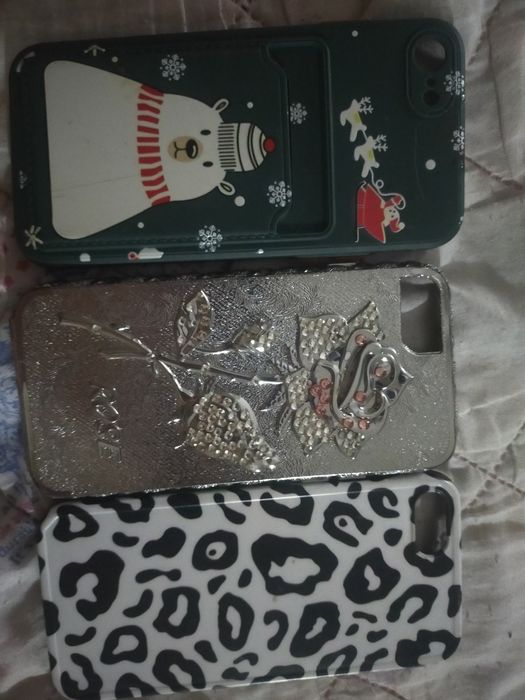 Чехлы на айфон 7