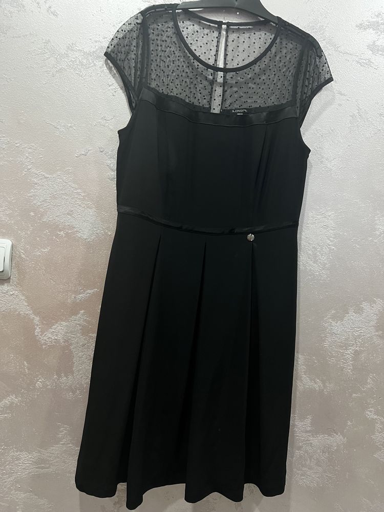 Дамска рокля Kensol размер L