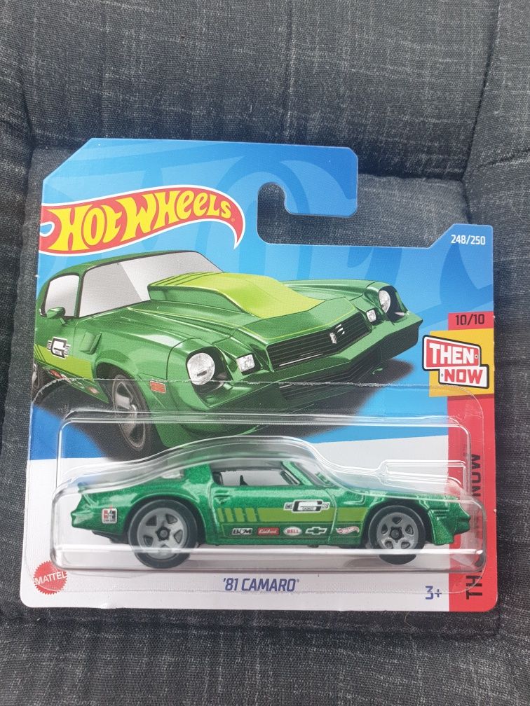 Masinuta Hot Wheels Camaro