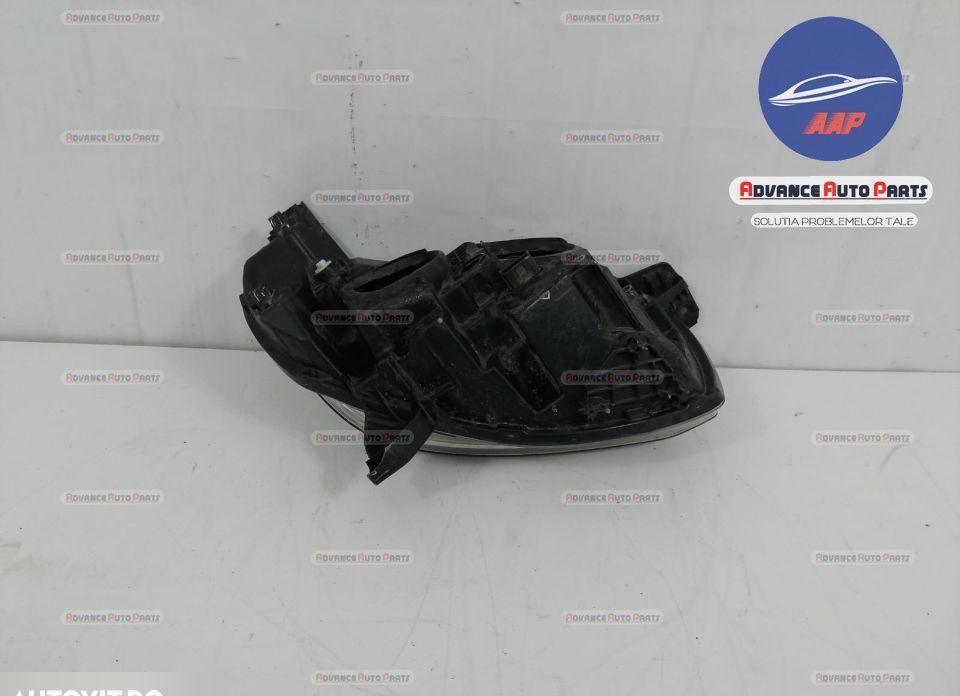 Far Stanga original cu halogen Mercedes-Benz  X-Class  1 [2017 - 2020]