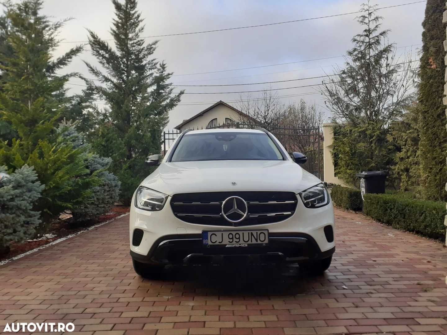 Vand autoturism Mercedes Benz GLC 200 Benzina Mild-Hybrid, 9 viteze