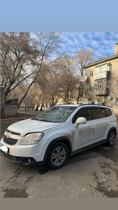 Продам машину Chevrolet Orlando 2015 года