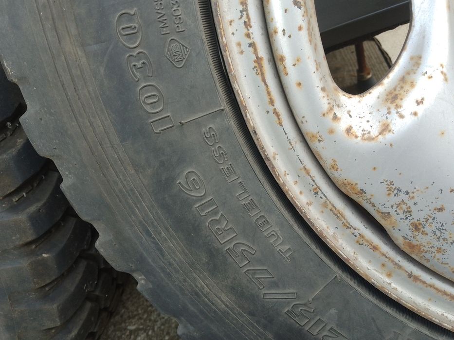 Гуми с джанти за Гранд Витара 2000