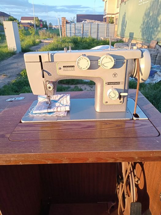 Машинка швейная Подольск