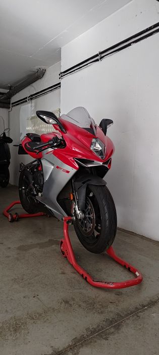MV Agusta F3 800