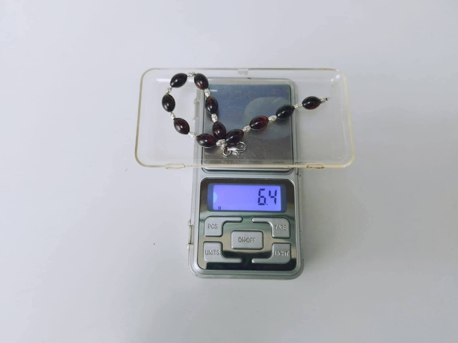 Veche bratara din argint de 925 cu chihlimbar natural presat, cherry