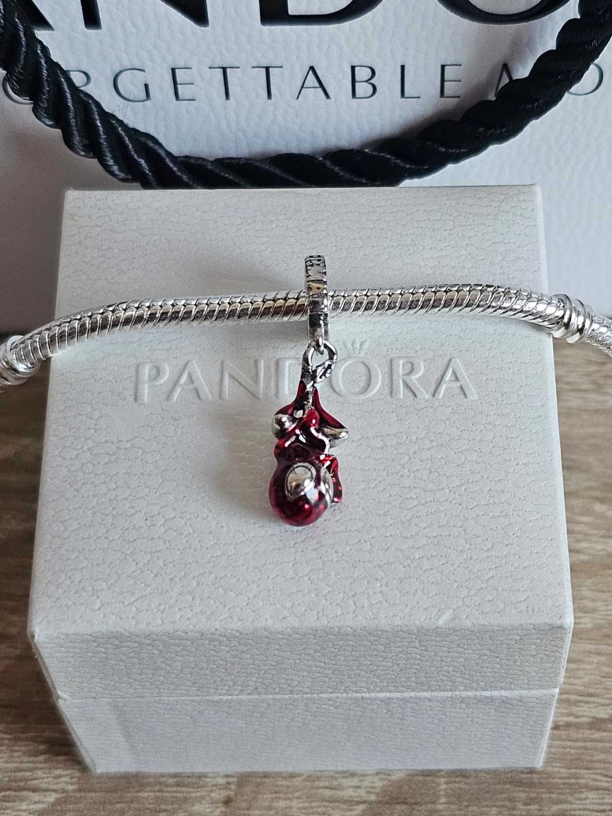Талисман Пандора|Pandora