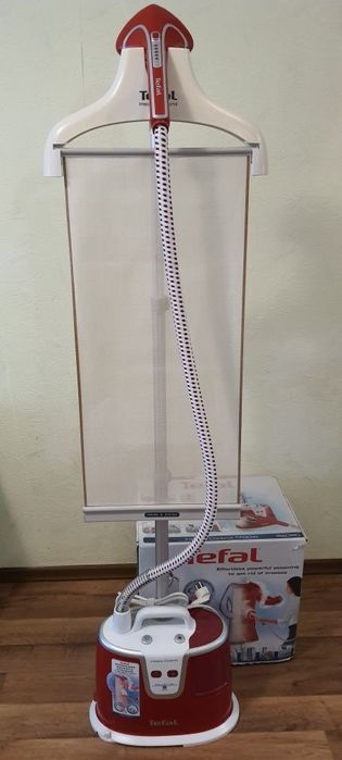 Отпариватель Tefal (паровый утюг)