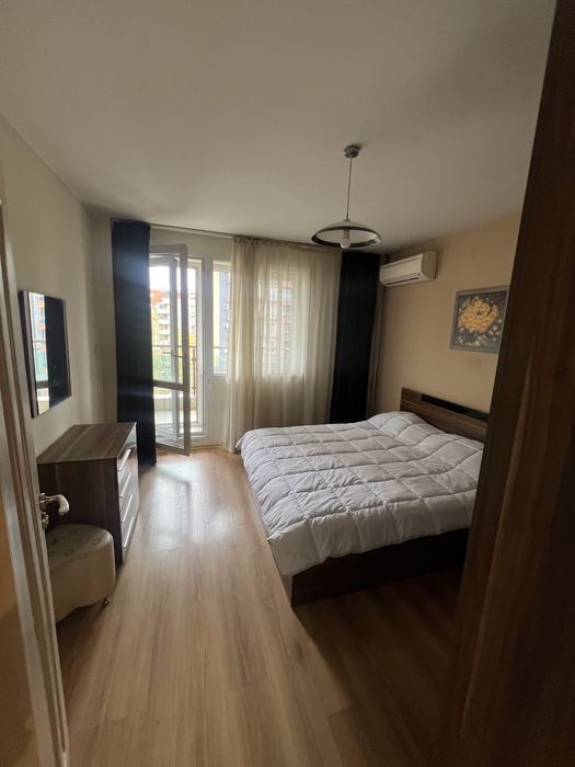 Тристаен спартсмент, 85 м2, зонс Б5, €800