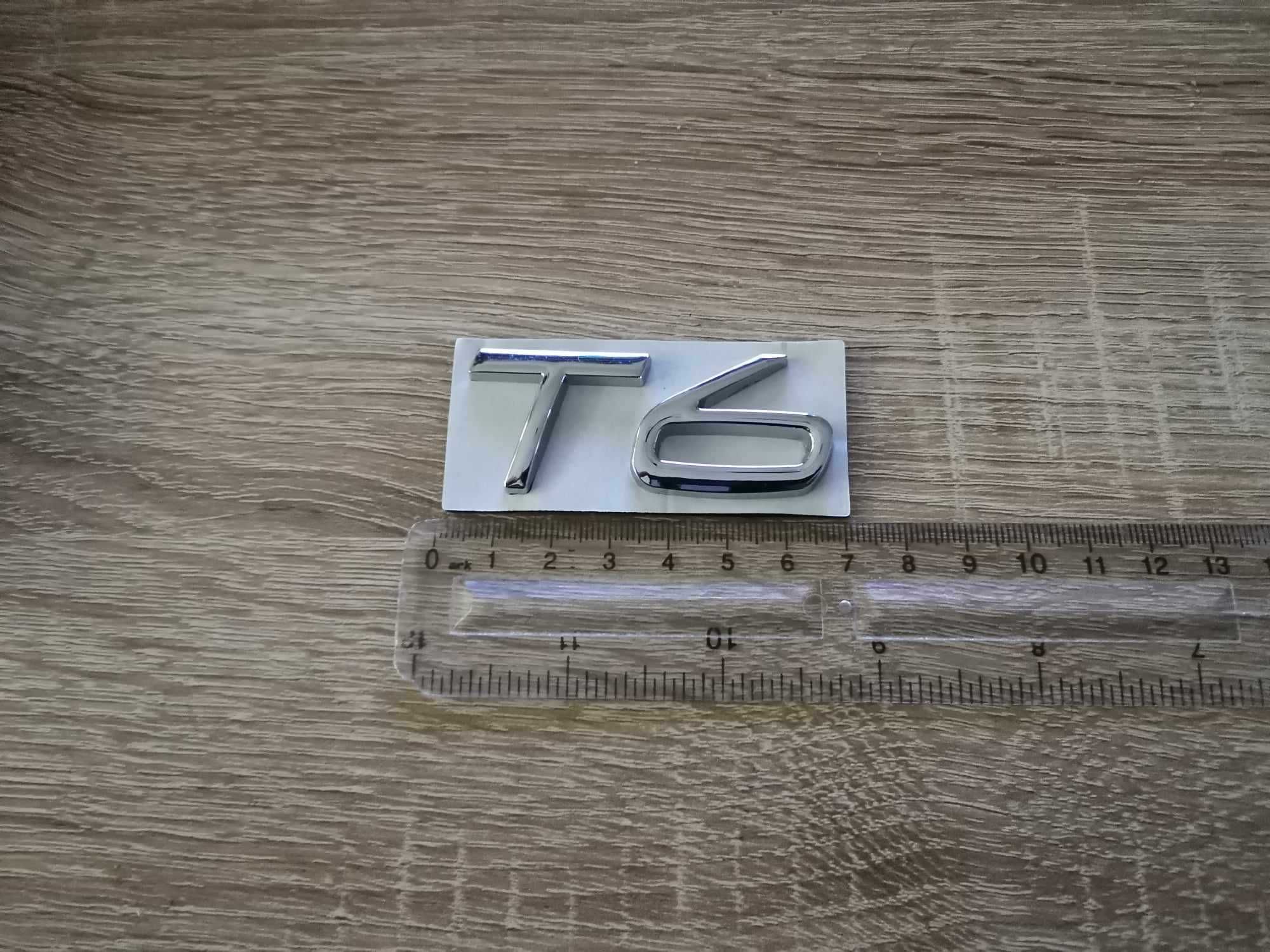 сребристи емблеми лога Волво Volvo T6