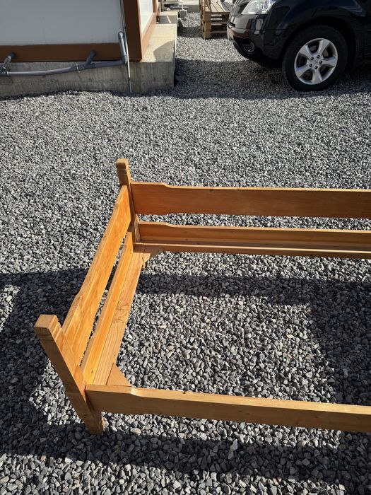 Масивно дървено чегло