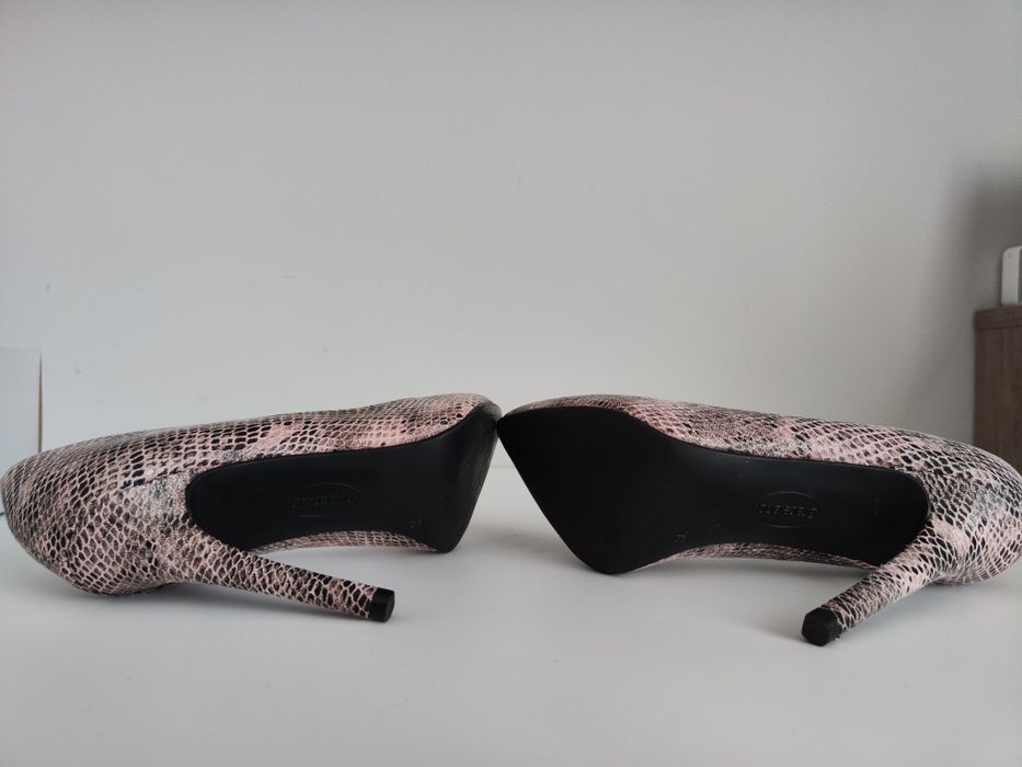 Дамски обувки с ток, размер 36