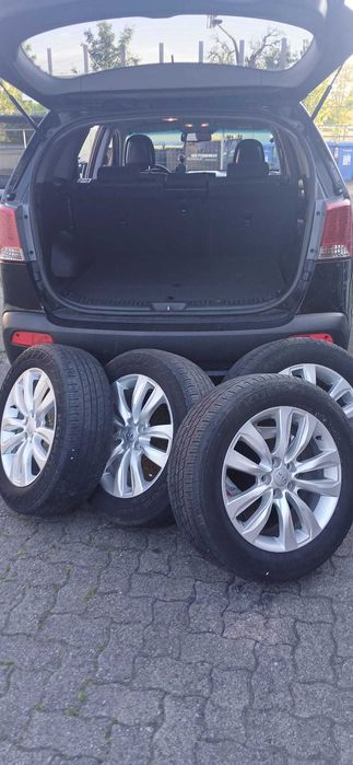 Vand  sau schimb Kia Sorento, motor 2.2, 4x4, 9700 euro