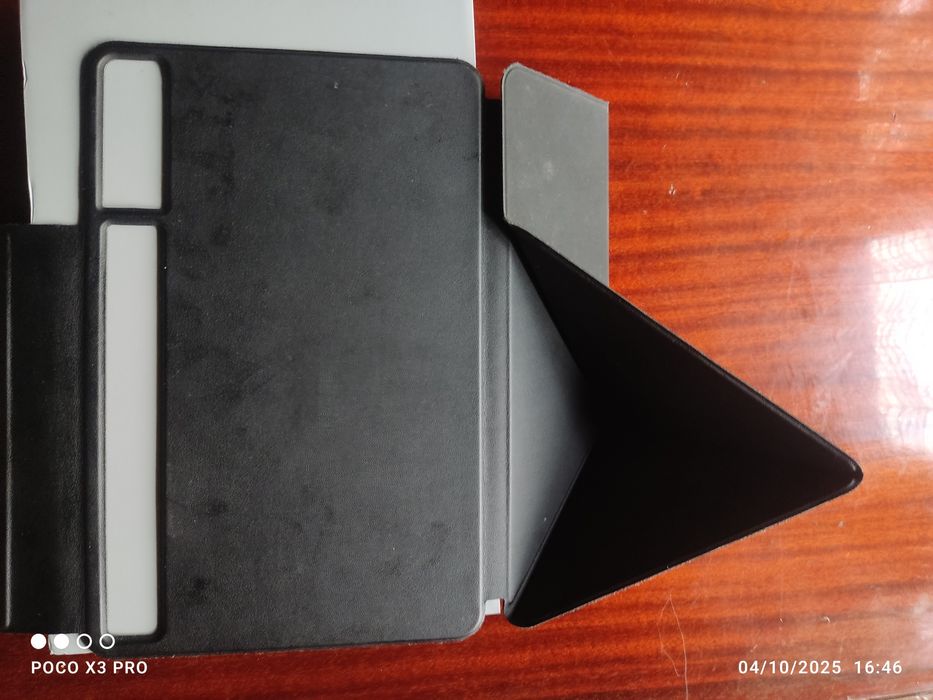 Vând tabletă redmagic nova