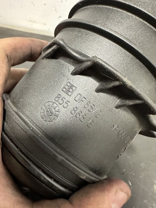 Carcasa filtru ulei Audi A6 C6 3.0 TDI 2.7 TDI A8 D3 3.0 TDI ASB BMK