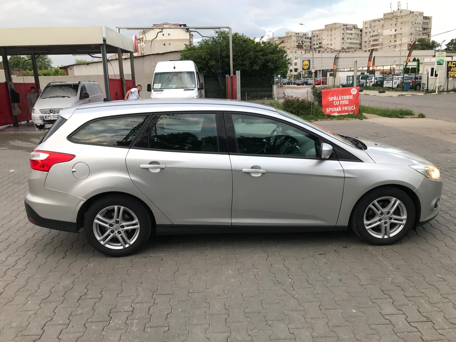 Ford Focus MK3 - An 2013 - 1,6 benzina TI-VCT - 125 cp - Euro 5
