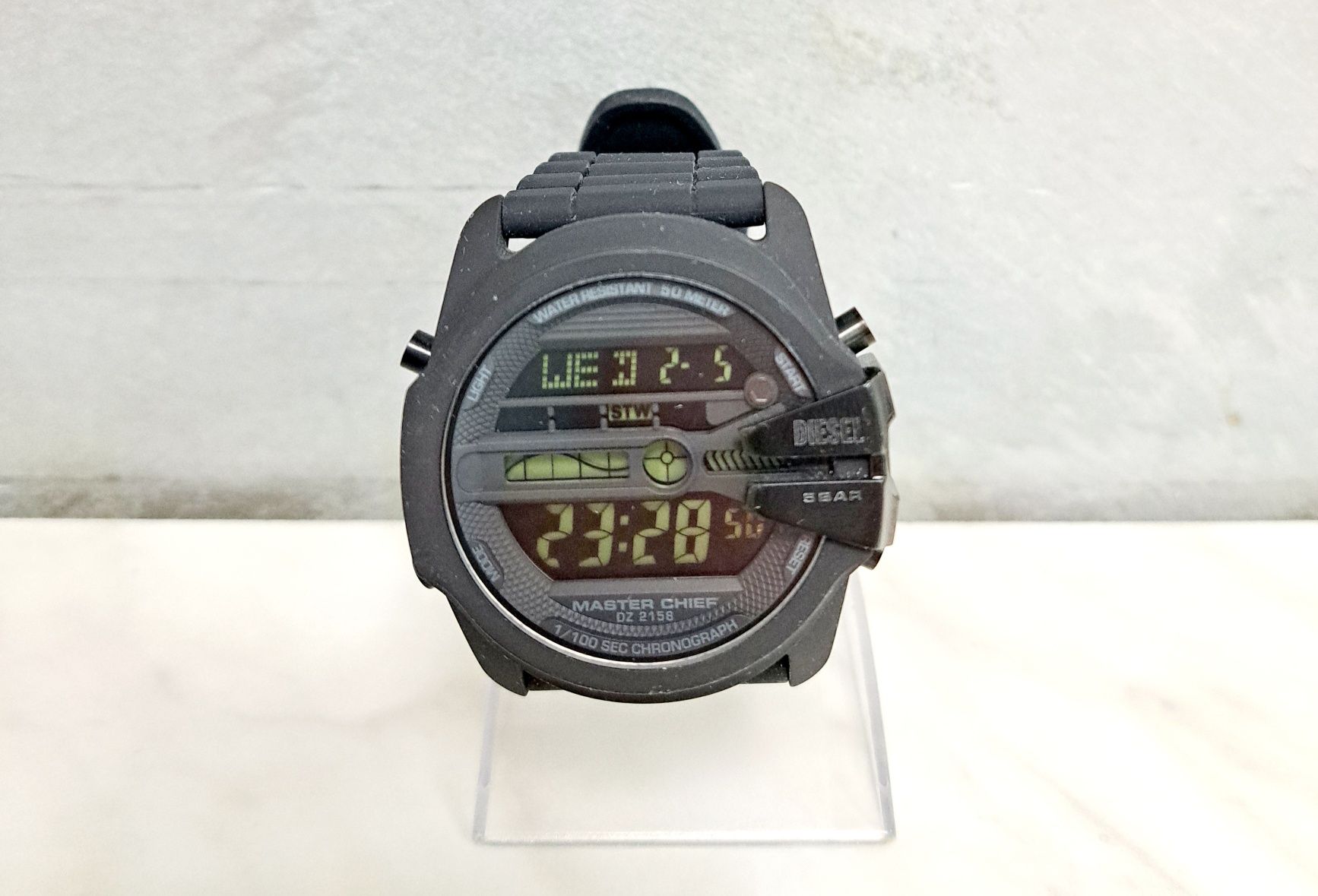 Diesel Master Chief Mega DZ-2158 Bmg Amanet 76874