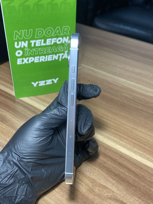 iPhone 16 Pro / 128 GB / Sănătate baterie 96% / Foarte bun
