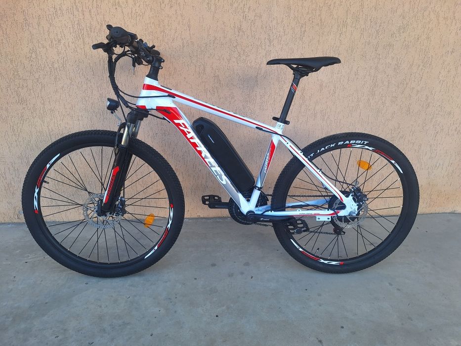 Bicicleta electrica cu acceleratie