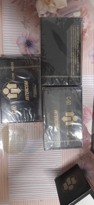 Casete audio noi INTERCOM sigilate