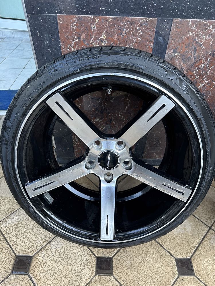 Vossen R18 Diska balon Ideal