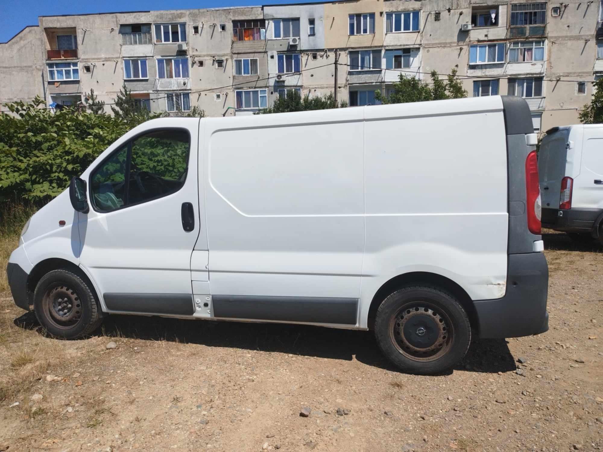 Opel vivaro 2.0 2013