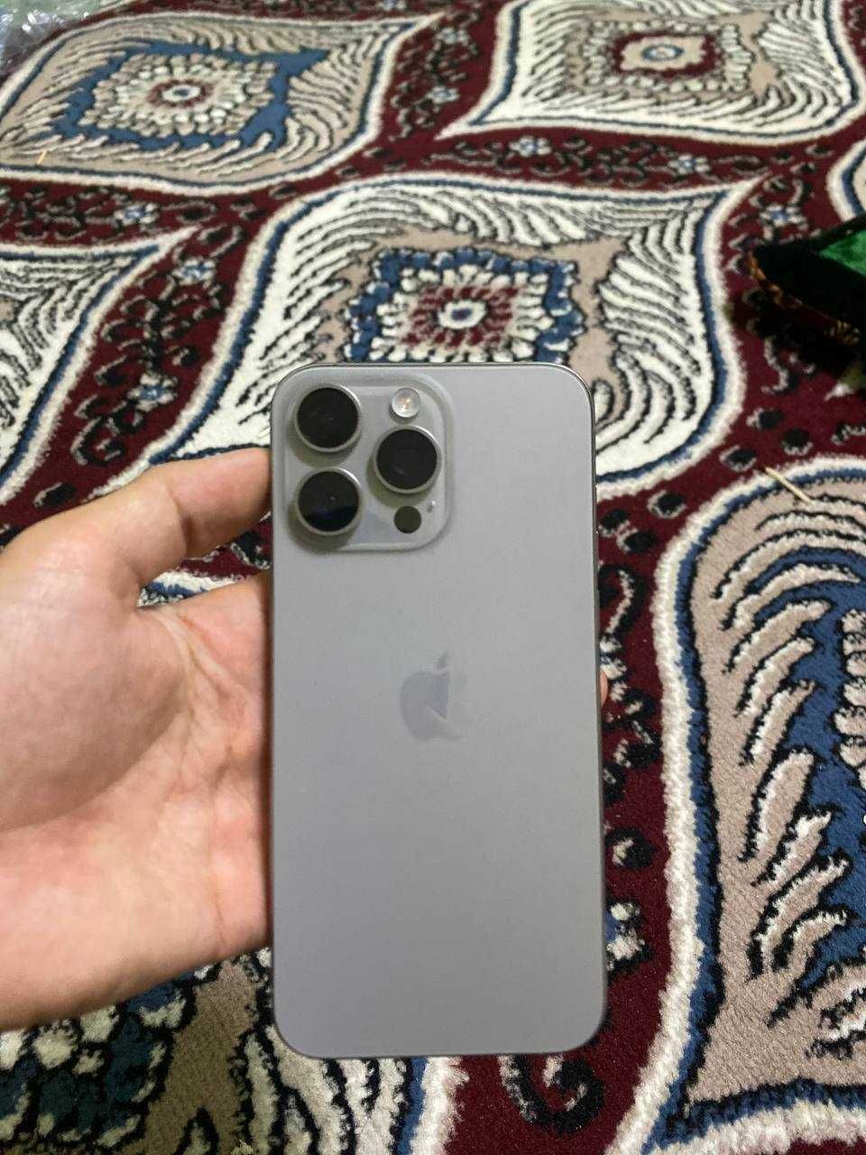 iPhone 15 Pro Max
