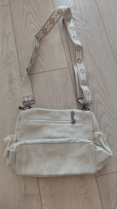 Малка дамска чанта