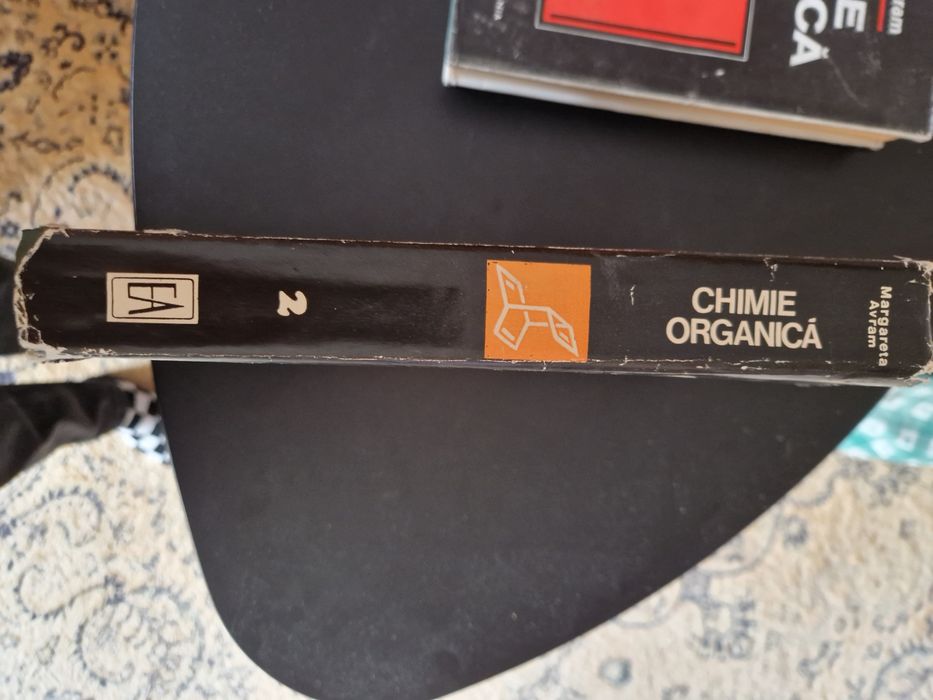 Carti de chimie organica