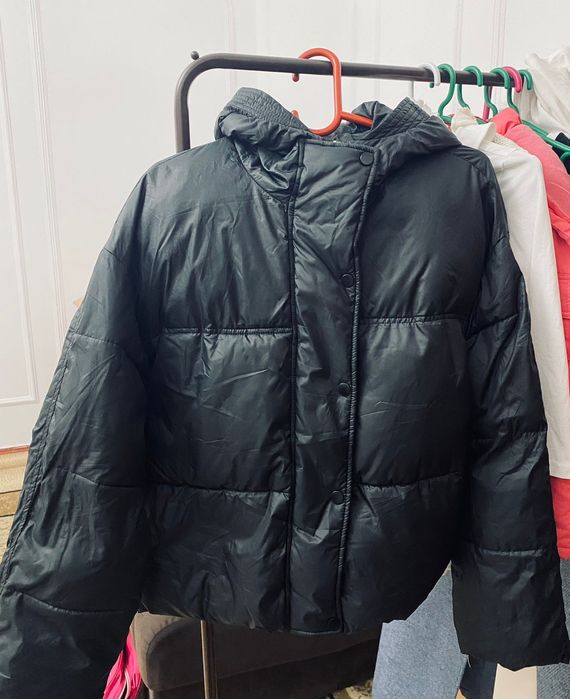 Короткая куртка молодежная