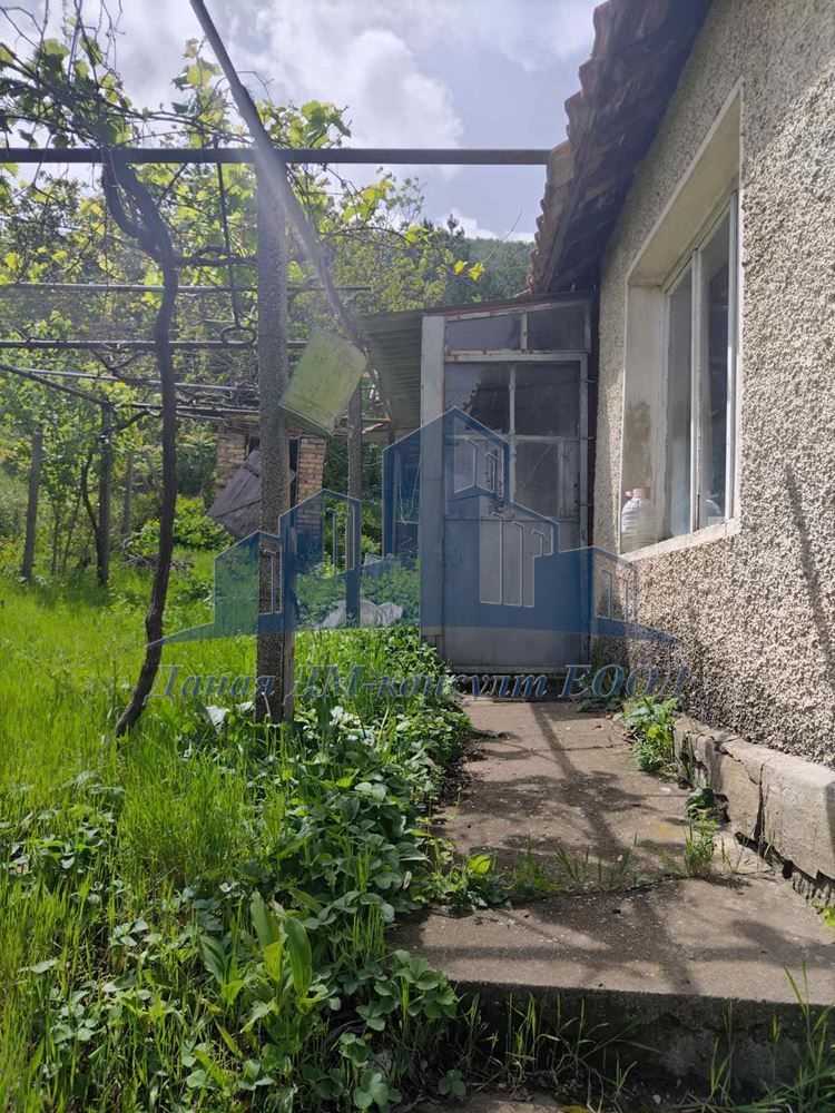 Продава се Къща в Шумен, Пожарната - 85 кв.м за 1000 €/кв.м - Снимка #1