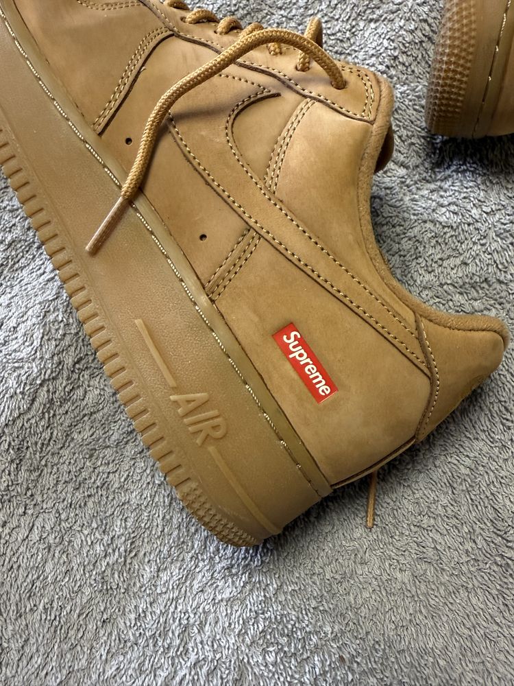 Nike Air Force 1 Supreme 43