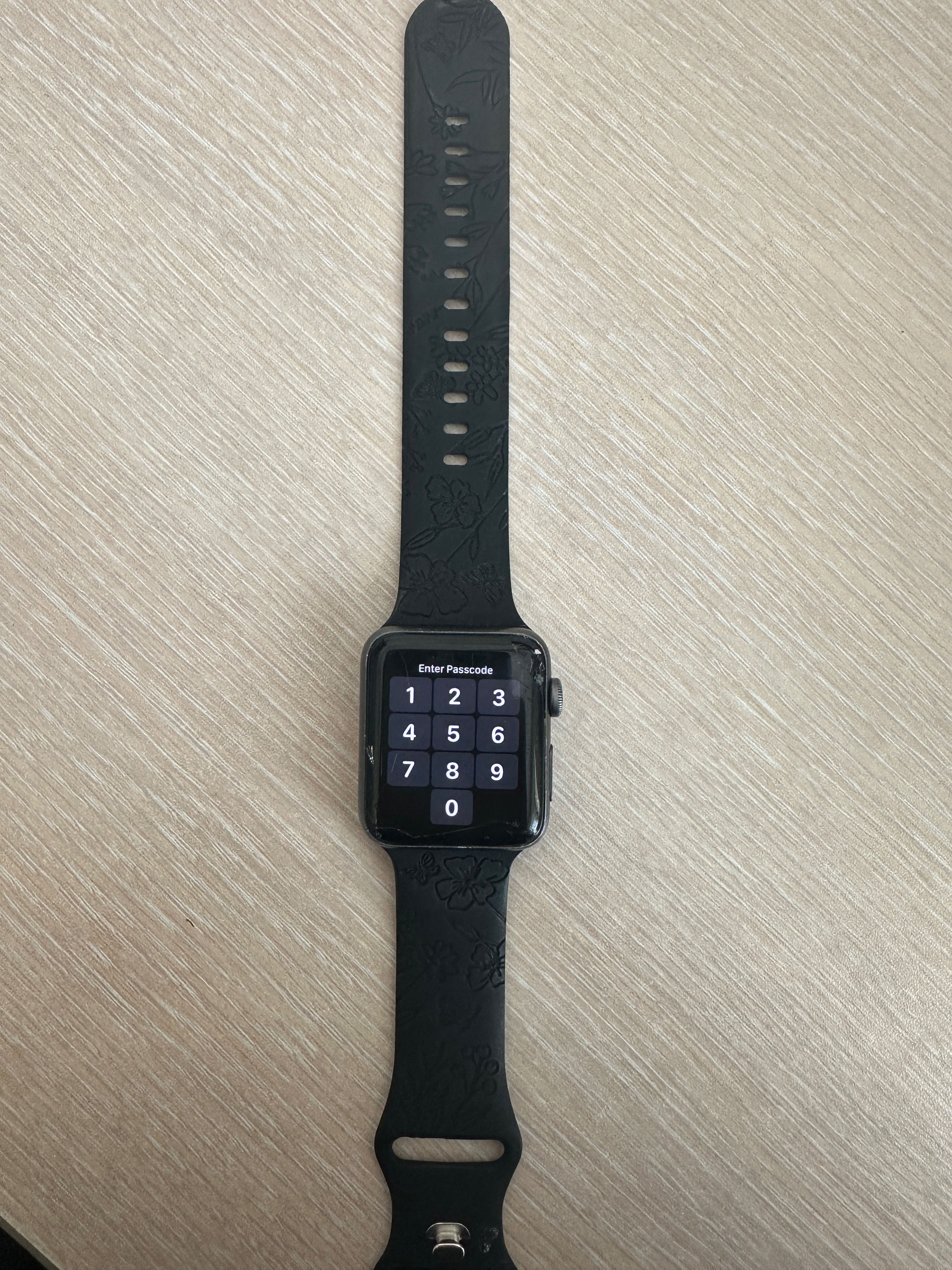 Apple watch series 3 , nike 42 mm
