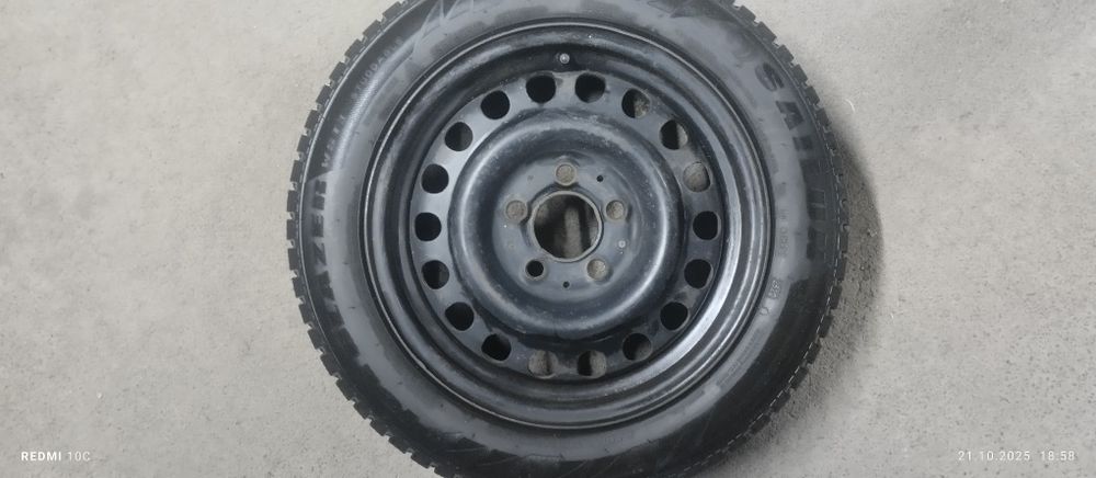 Продам Зимнию Резину с дисками размер 185/60R15