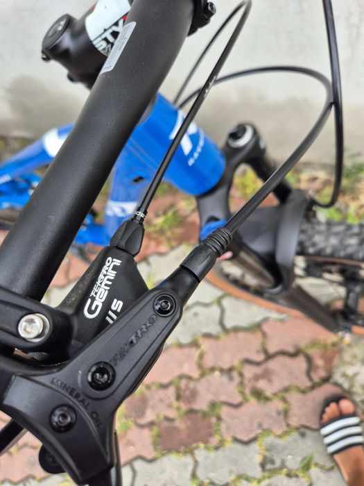 full suspensie Raymon 2025 roți 29 ca nouă