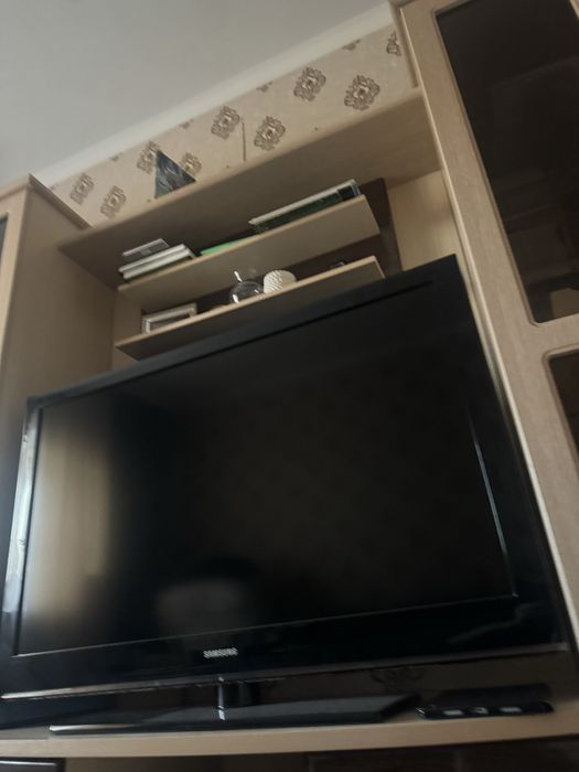 продам телевизор